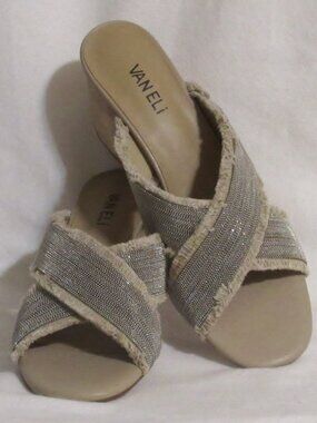 NEW Ladies VANELI Khaki Canvas Silver Accent Sandal Heels Shoes 10 M Orig $175